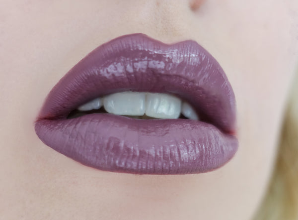 Julia Jolie Beverly Hills Matte Lipgloss- Hollywood Royalty (36)